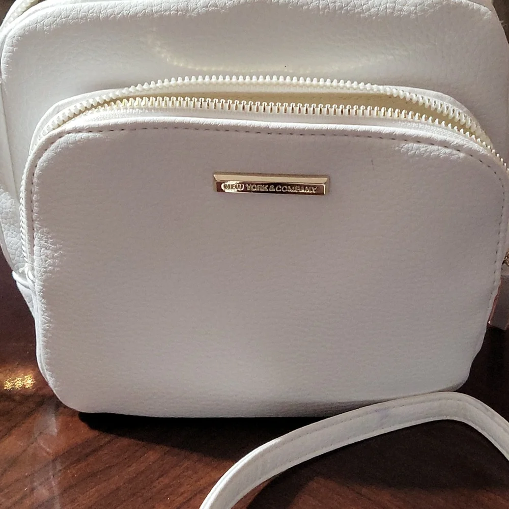 Purse - Picture 2 of 2